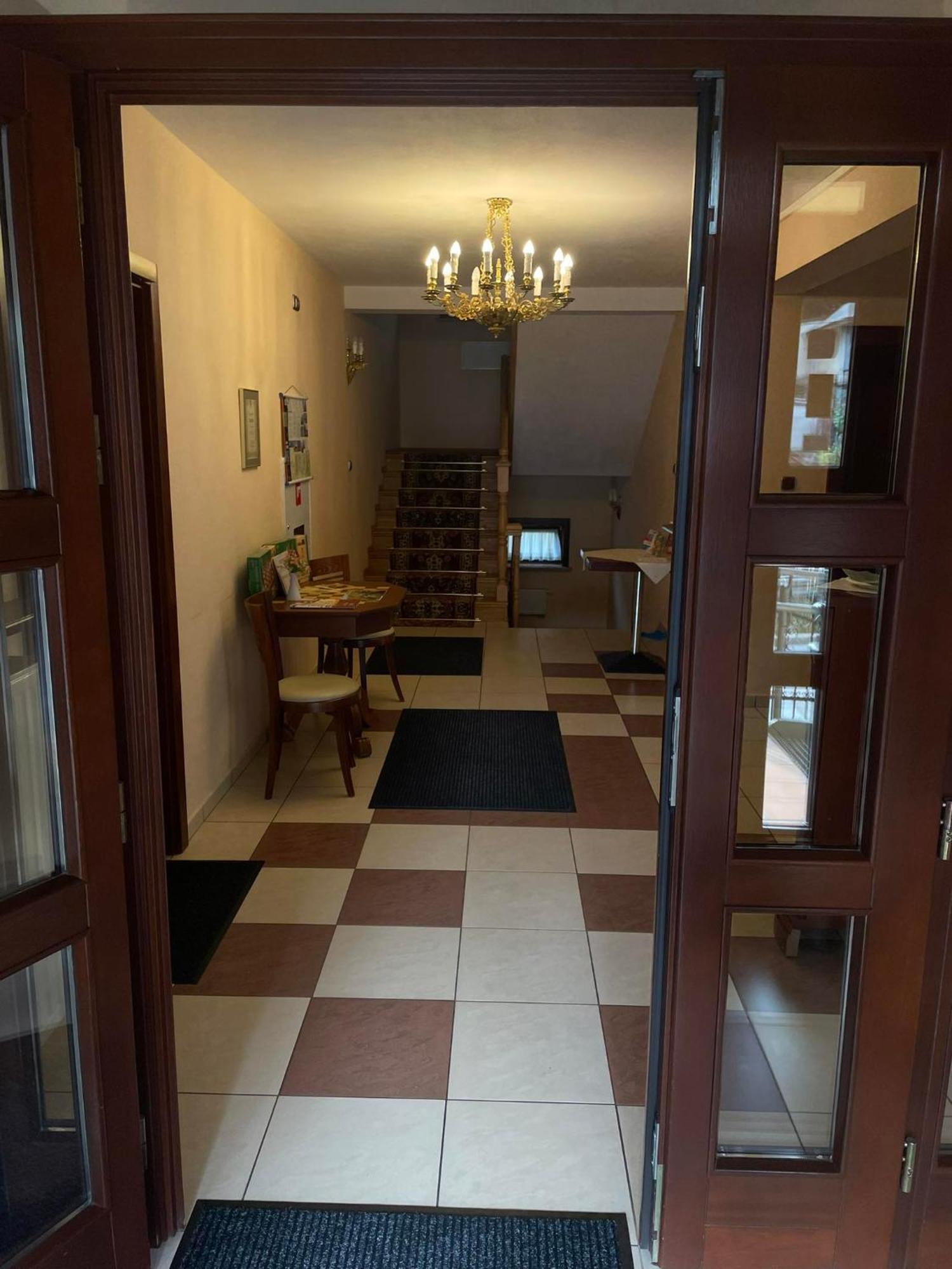 Pensjonat Szach Krynica-Zdrój Exterior foto