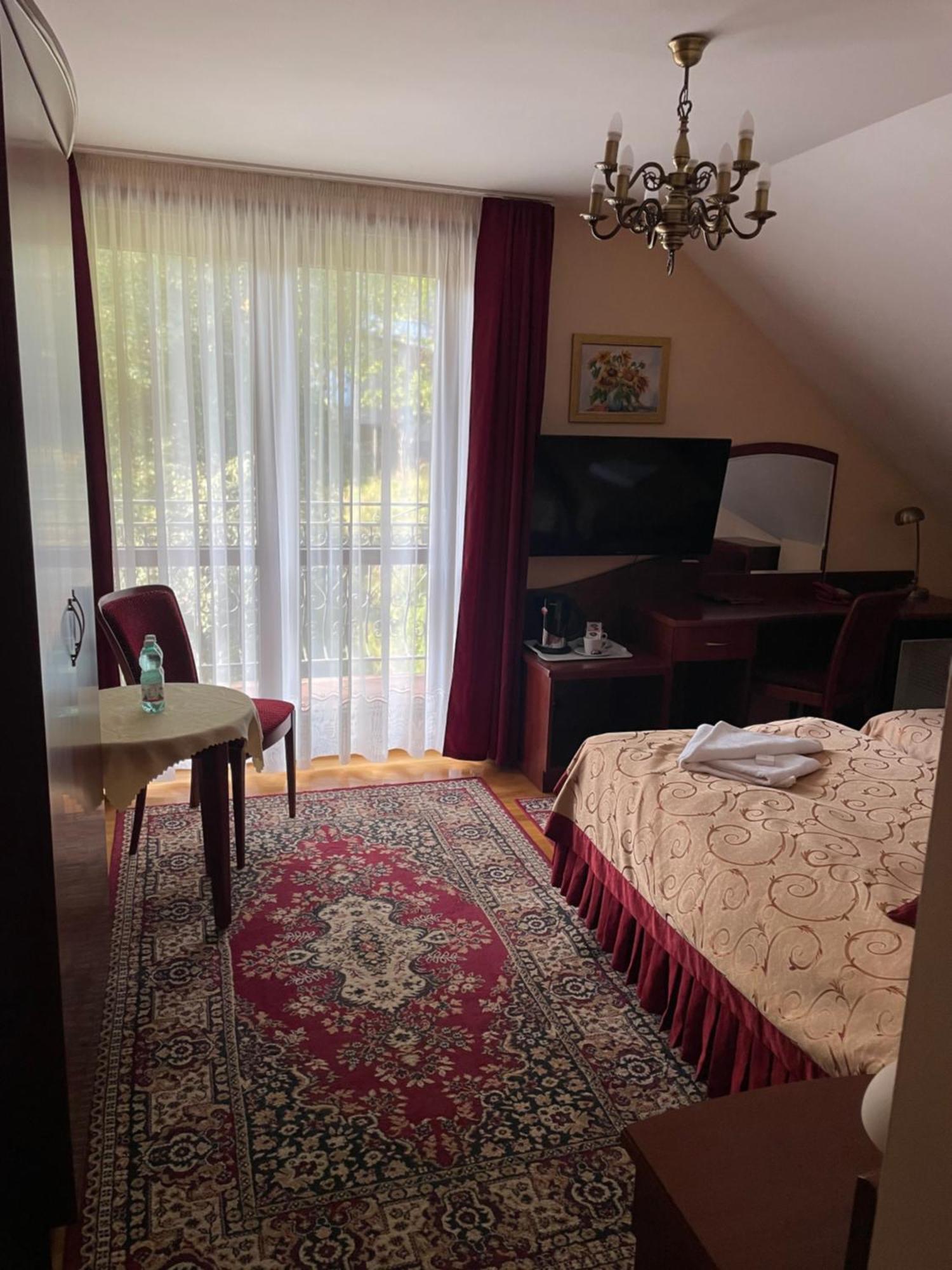 Pensjonat Szach Krynica-Zdrój Exterior foto