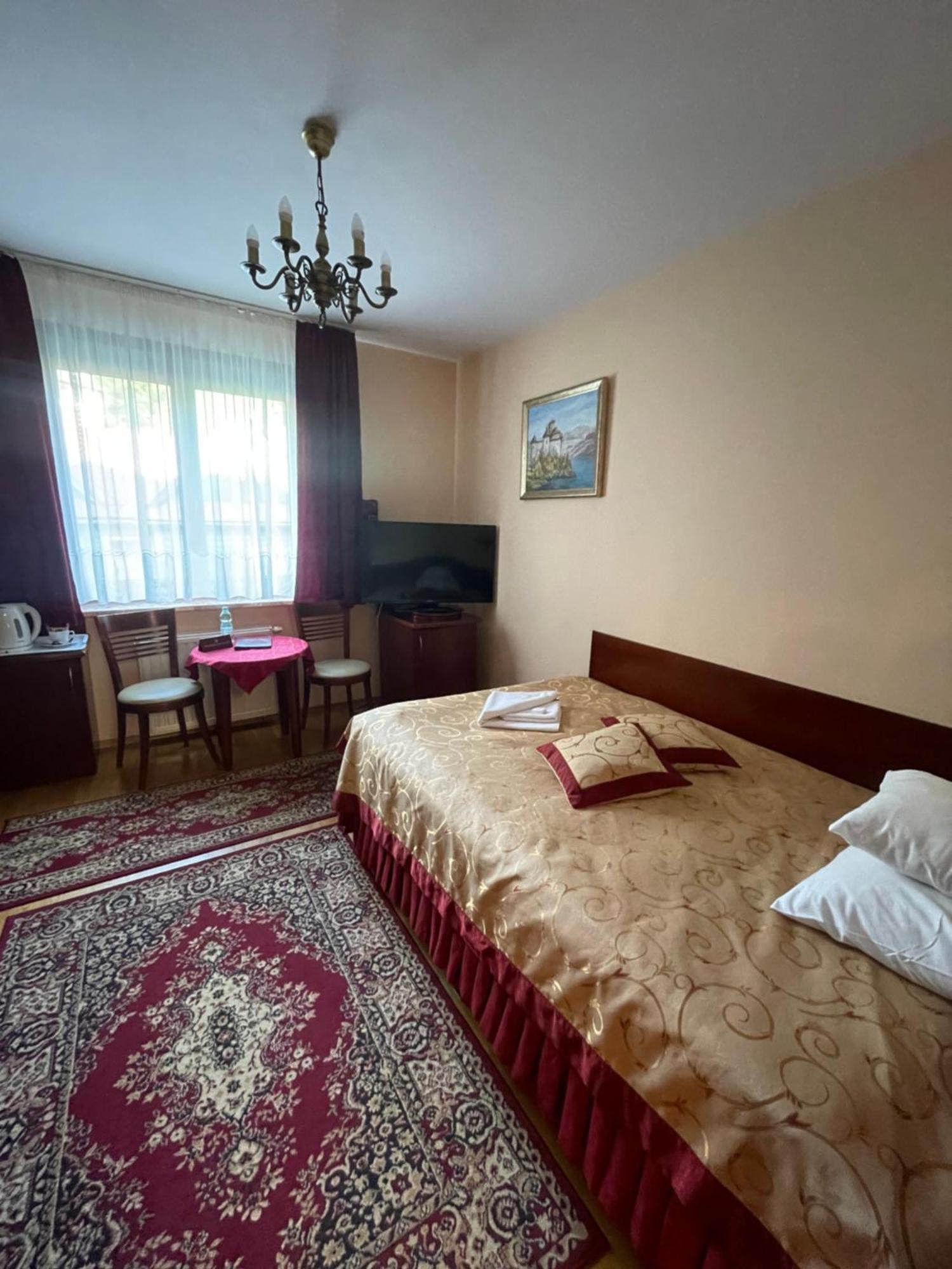 Pensjonat Szach Krynica-Zdrój Exterior foto